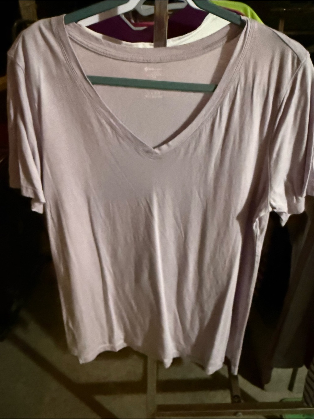 Women's V-Neck Short Sleeve Tee in Light Lavender
